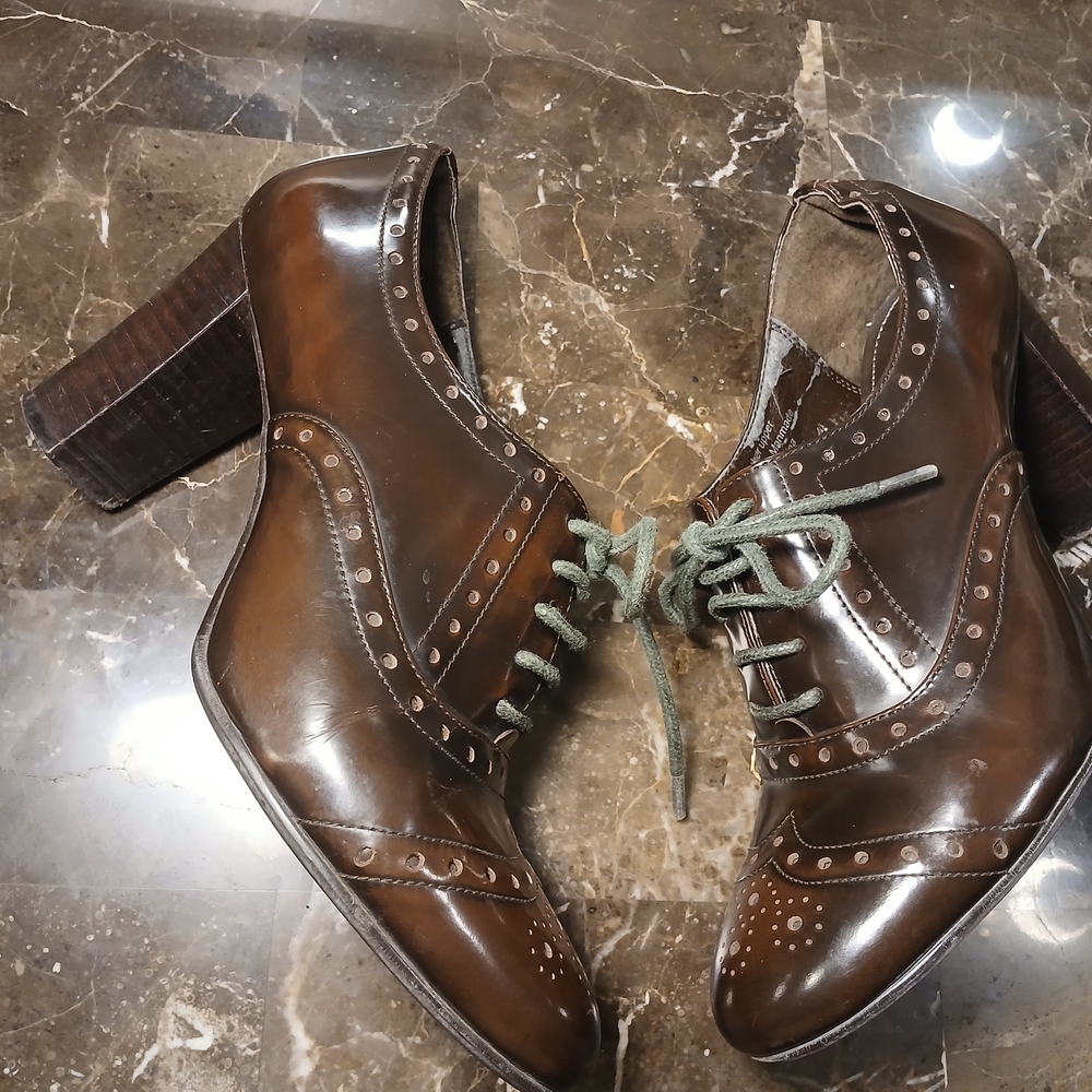 Alfani Brown Leather Women's Oxfords - Picture 2 of 12